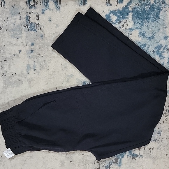 Boys Under Armour Quick Dry Athletic Pants, Black, Size 7, Pre-owned - Picture 7 of 9